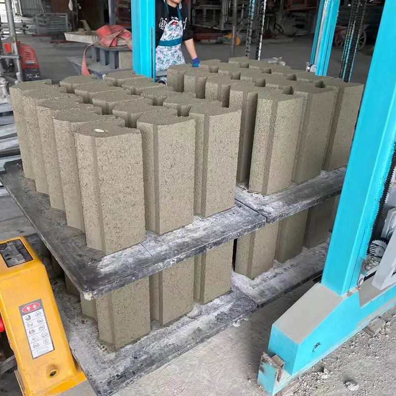 स्वचालित ब्लक मेसिन सञ्चालन गर्न शुरुवातकर्ताको गाइड